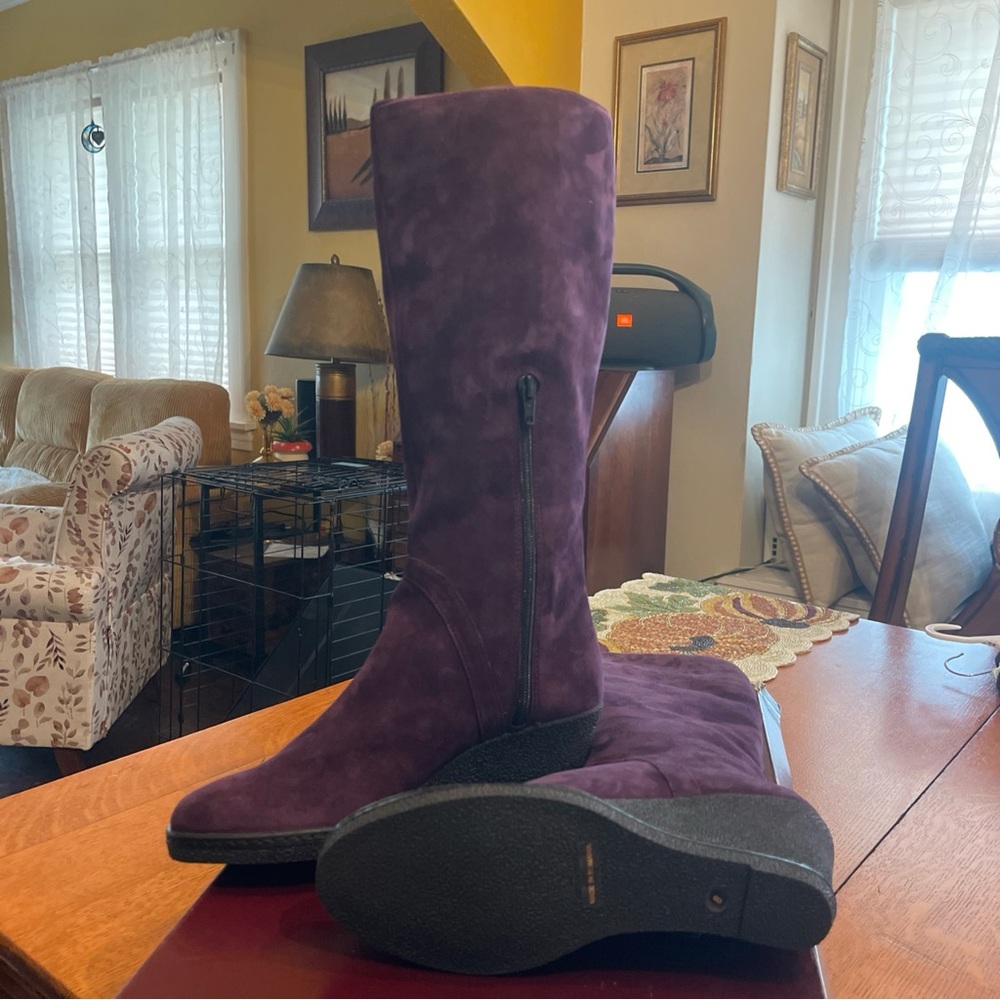 Amalfi Plum Heeled Boots